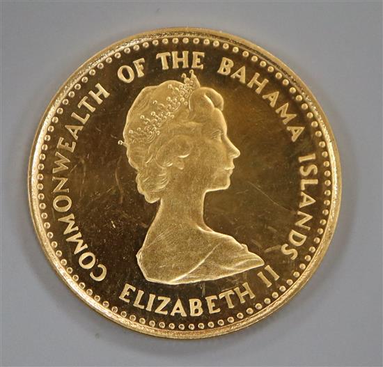A Bahamas gold 10 dollars coin, 1971.
